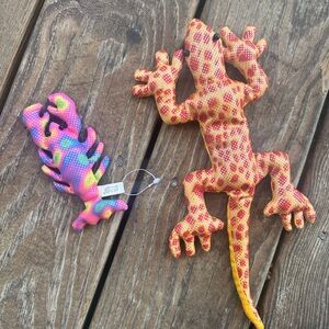 Vintage Colorful Stuffed Lizard Toy Set